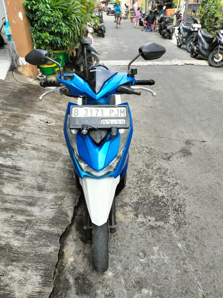 Honda Beat Deluxe tahun 2021 mesin halus pajak panjang