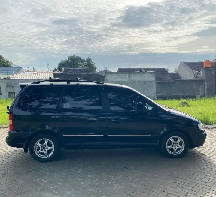 Hyundai Trajet 2004 Bensin