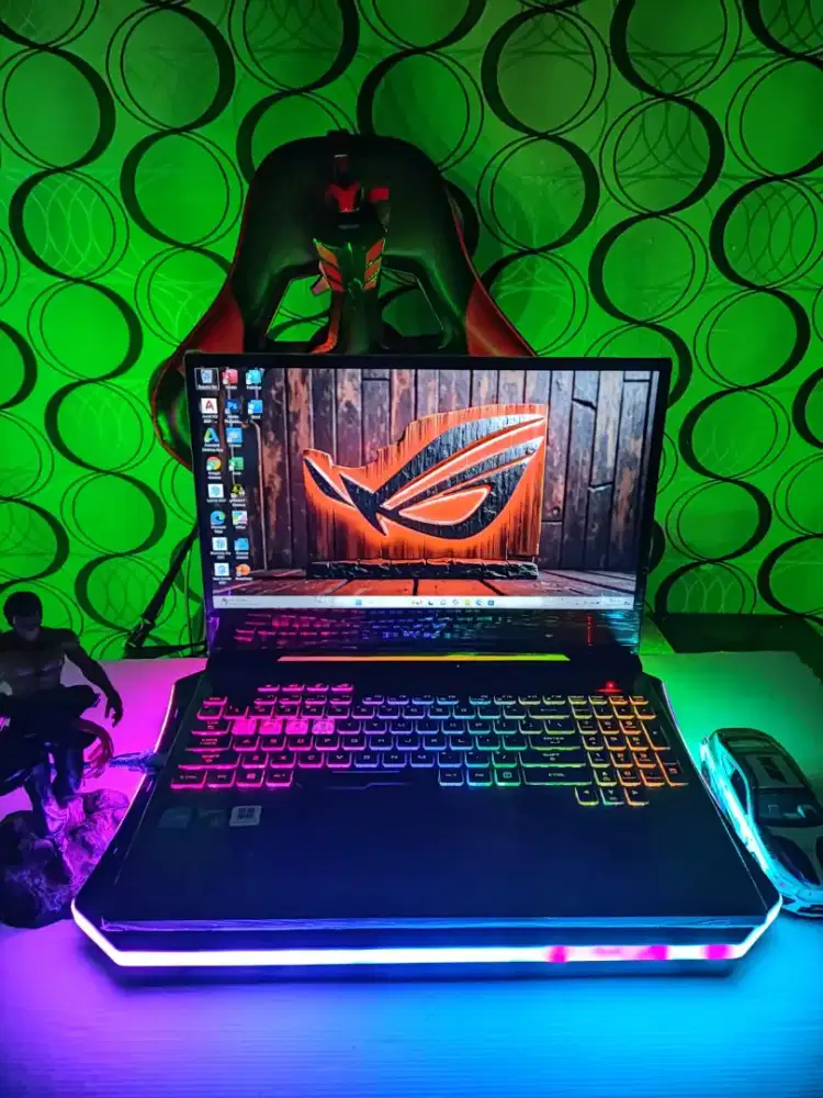 ASUS ROG STRIX SCAR GL504GM-314 [RAM 16GB/ SSD 1TB/VGA NVIDIA GTX 1060