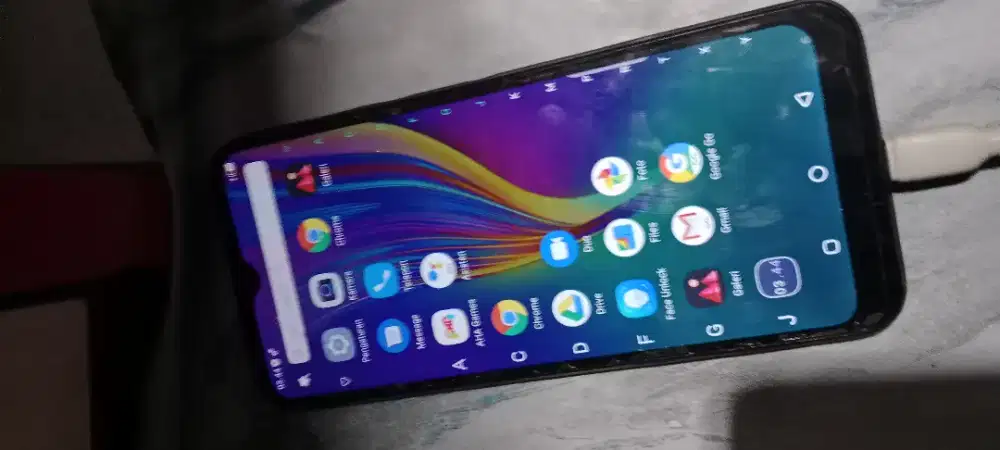 HP infinikx smsart 4 ram 2/32 minus tombol on of dan volume