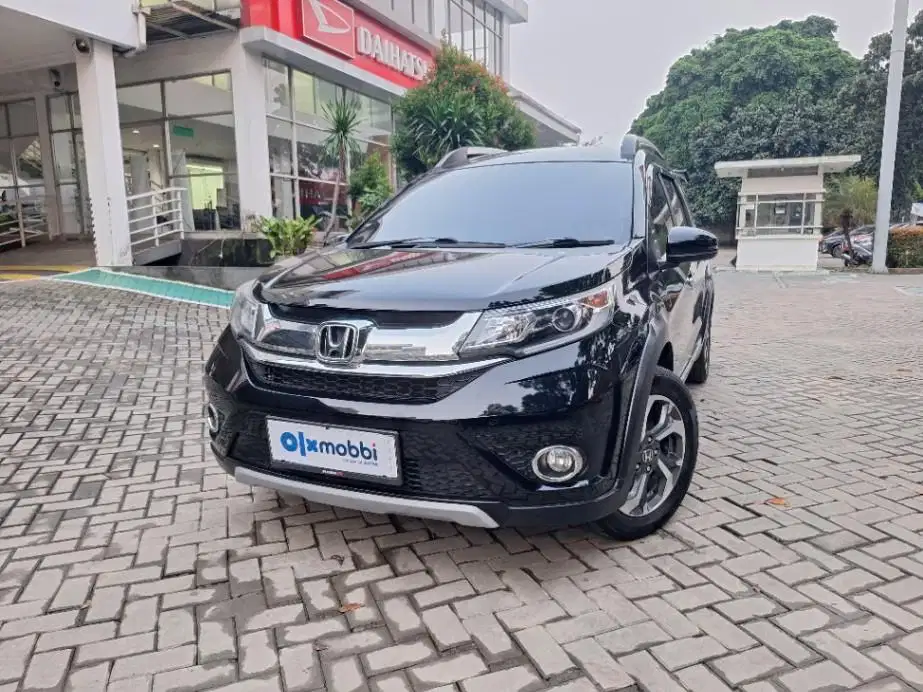 LOW DP Honda BR-V 1.5 E Bensin-AT 2017 PVM