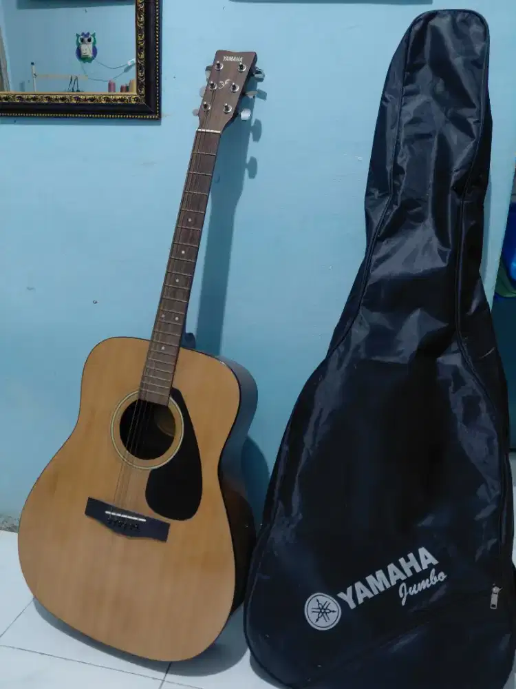 Gitar yamaha f310 bekas