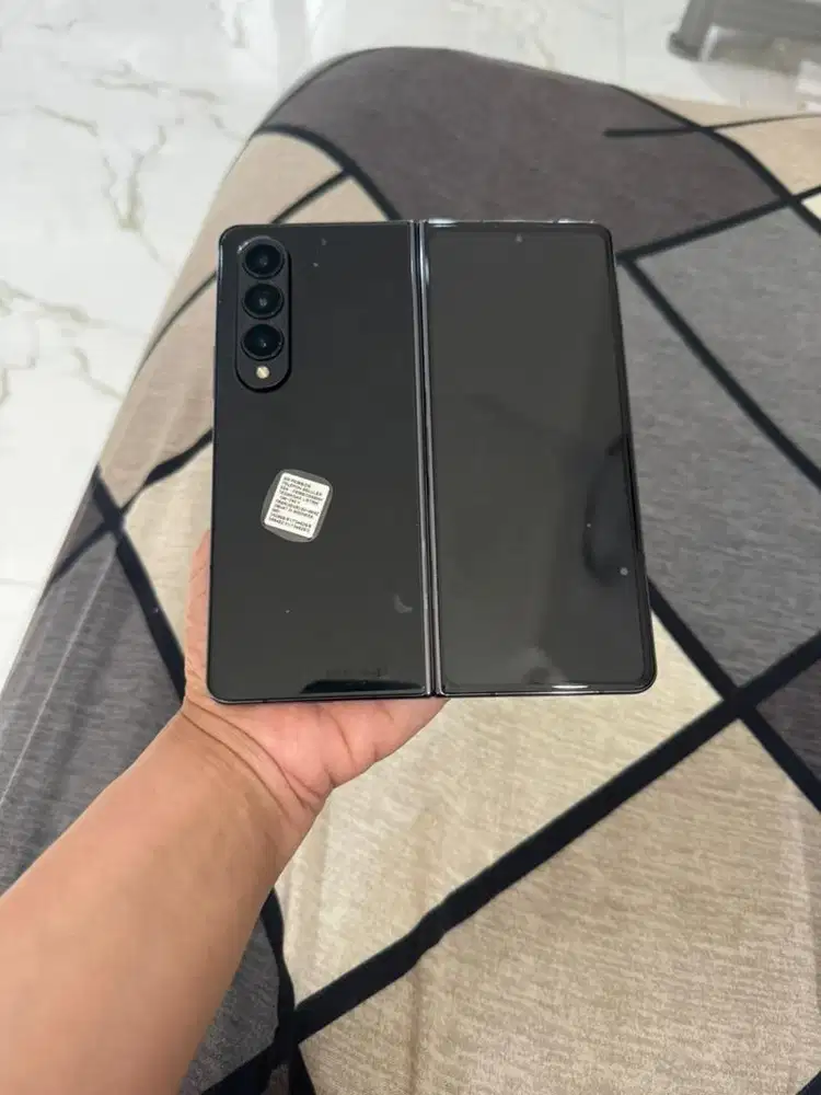 Fold 4 SEIN 512gb black/grey perfect