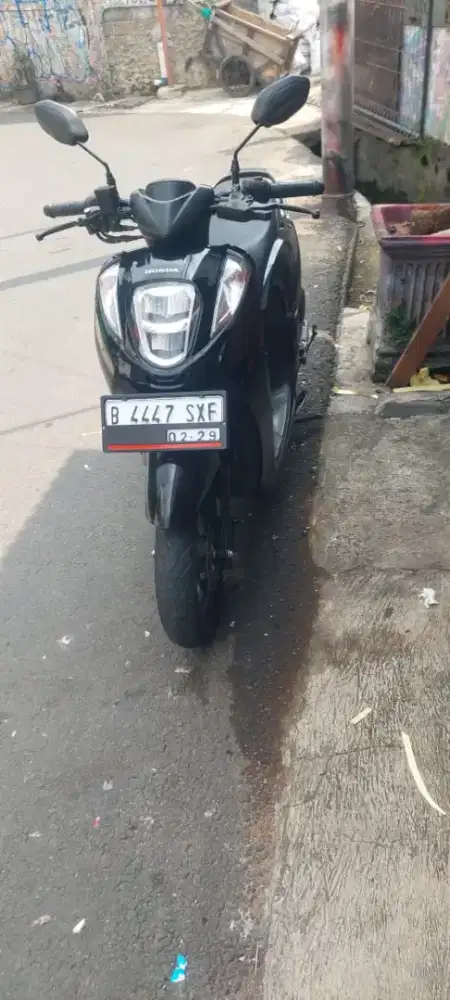 Jual motor honda genio thn 2024 komplit bisa kridit dan tt