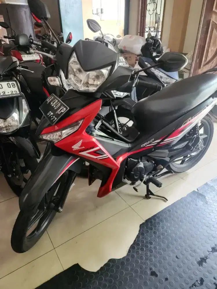 Supra 125 f1 cw merah hitam 2022 gbm bisa tunai atau kredit