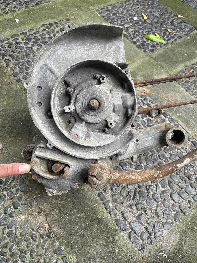 rengkes krengkes vespa super