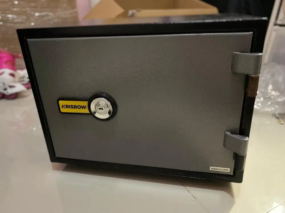 Brankas Krisbow Tahan Api 12L YB300AK