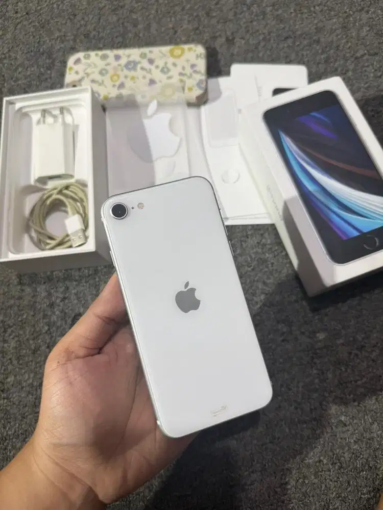 Net full ori ibox iphone se 2020 64gb
