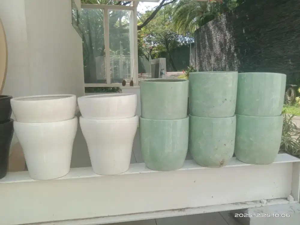POT KERAMIK BORONGAN KONDISI BAGUS