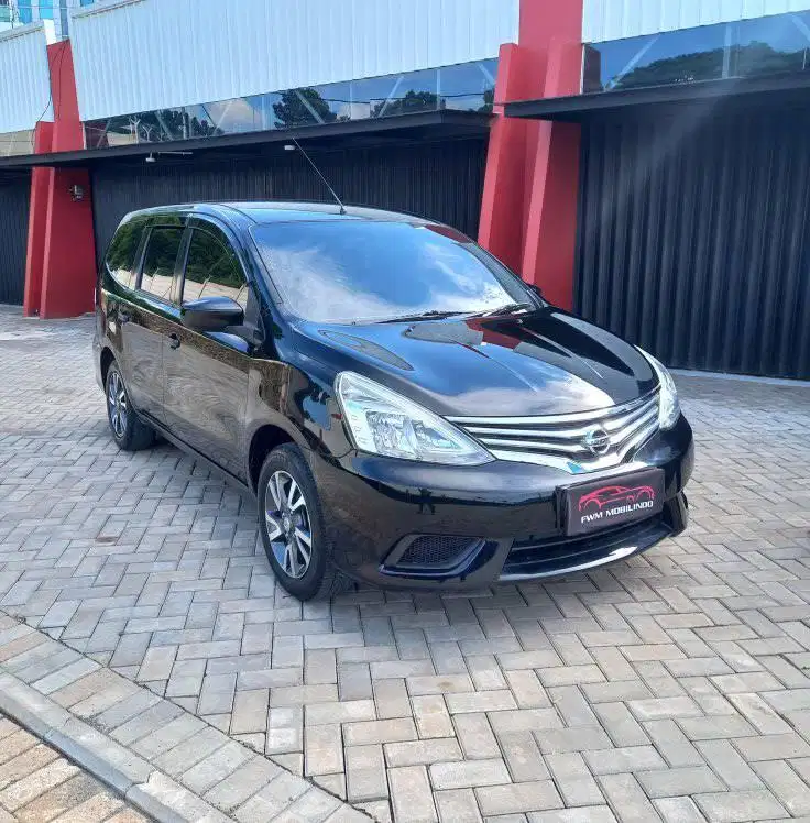 nissan grand livina SV AT 2018 hitam, cicilan murah, pajak panjang