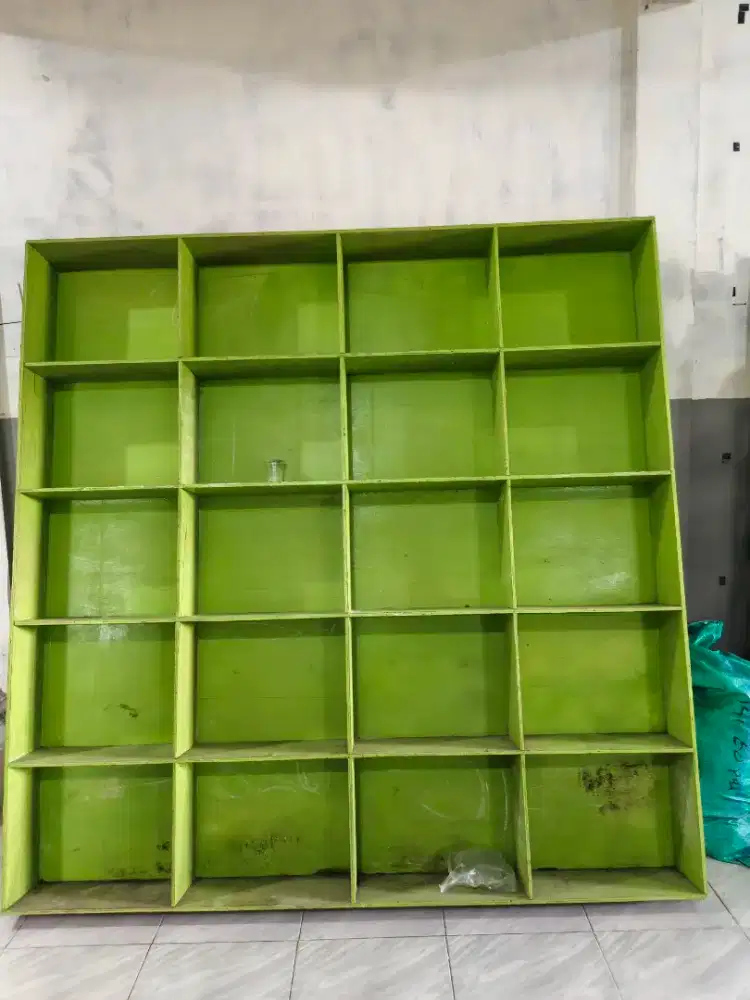 Rak susun / rak display warung madura