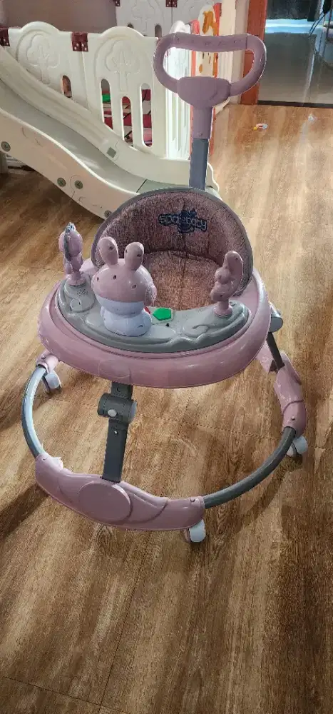 Baby Walker spacebaby