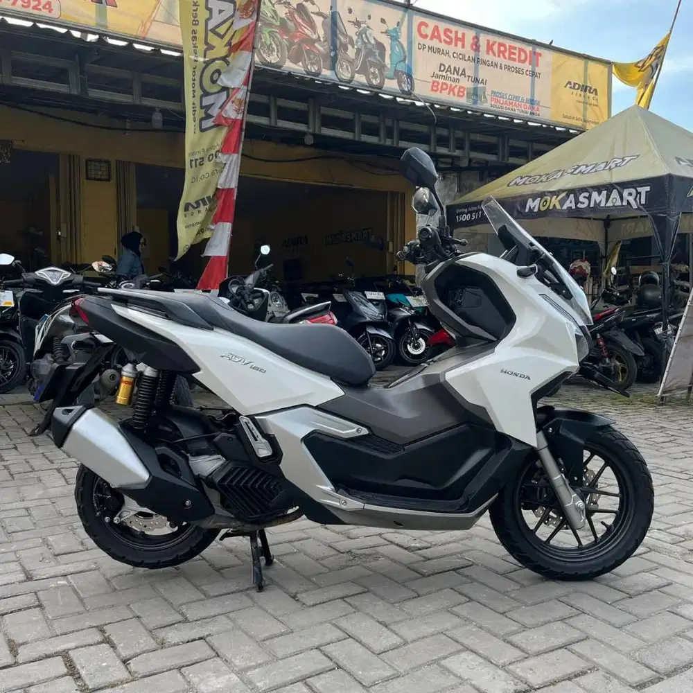 HONDA ADV 160 CBS 2024 SYARAT KREDIT KTP DAN KK