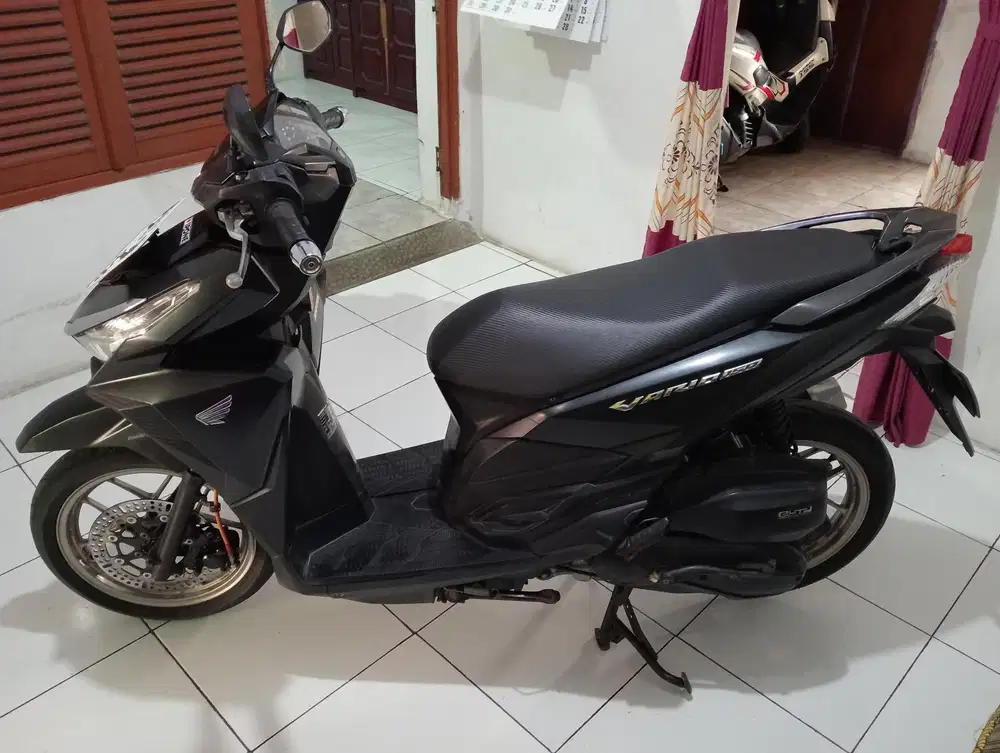 Honda Vario 150 2017 Hitam Doff
