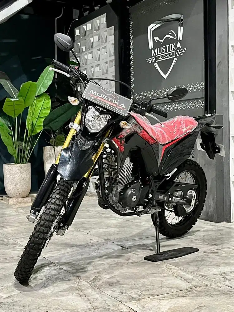 Terbatas!! Honda CRF 150 th 2024 - Ayu Mustika