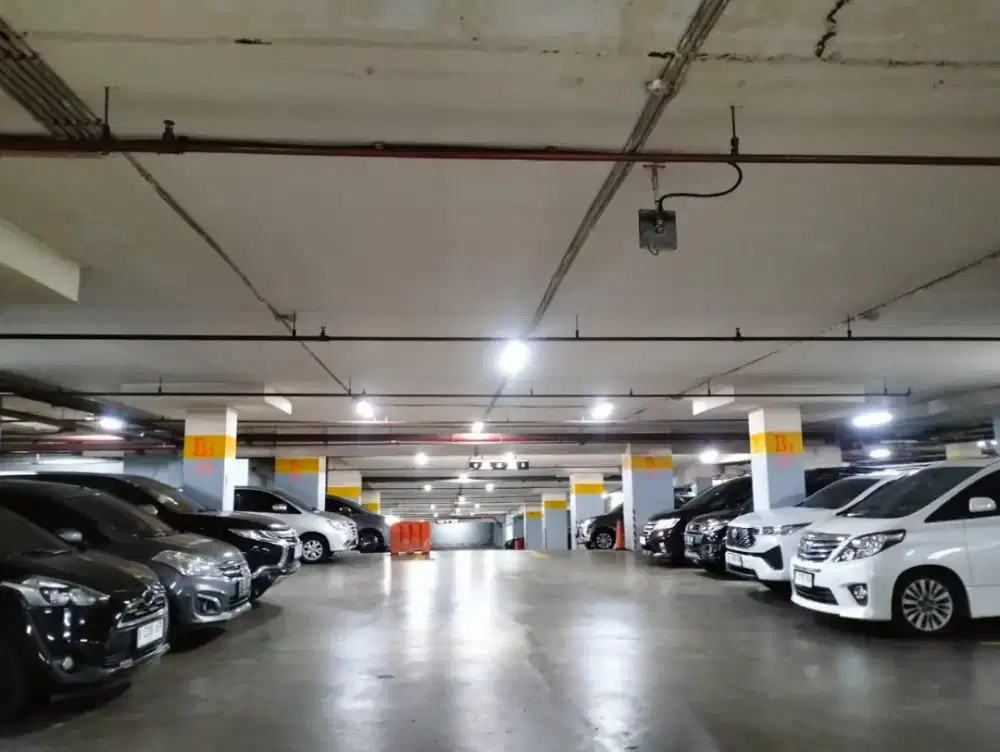 DICARI ATTENDANT PARKIR