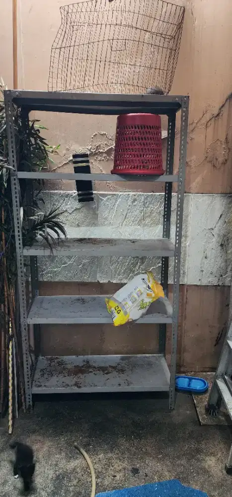 Di jual rak toko 3 set