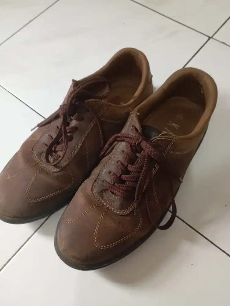 Sepatu kulit kael size 41