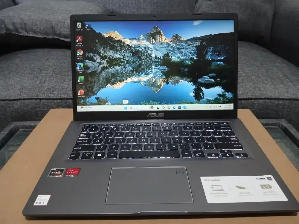 Laptop ASUS Ryzen 8/512GB VGA 2GB