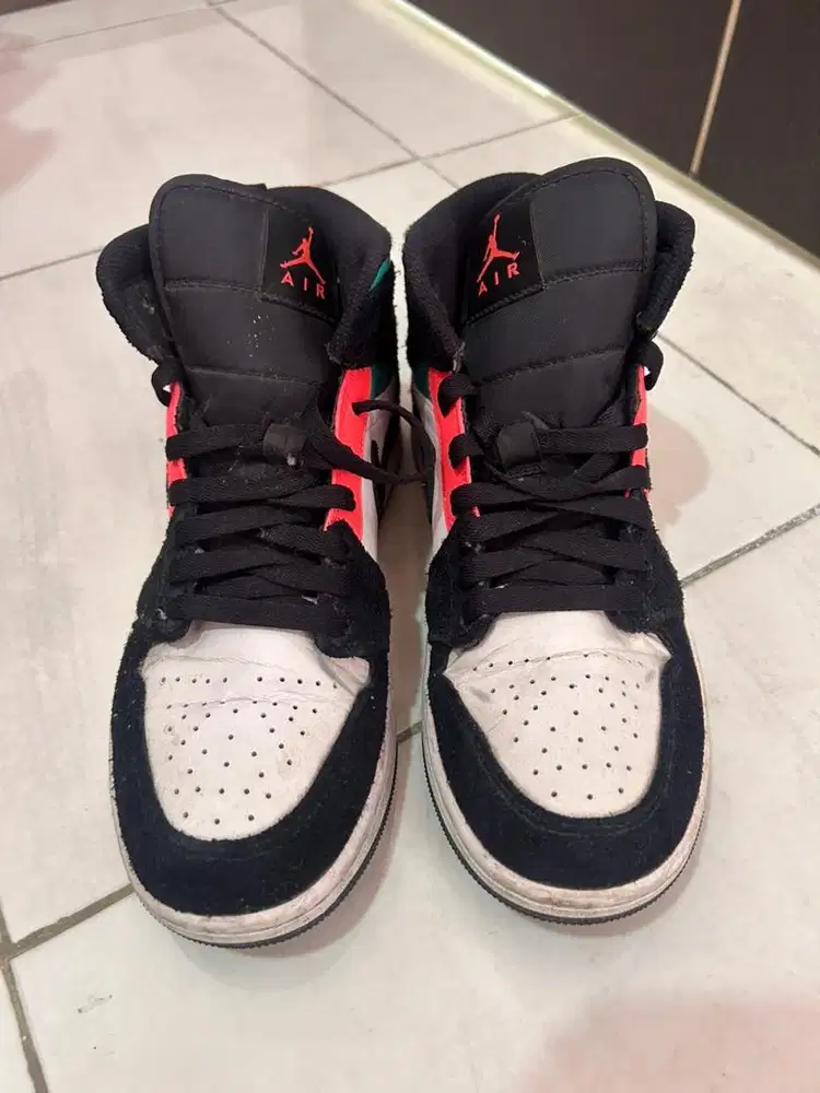 Nike Air Jordan mid suede