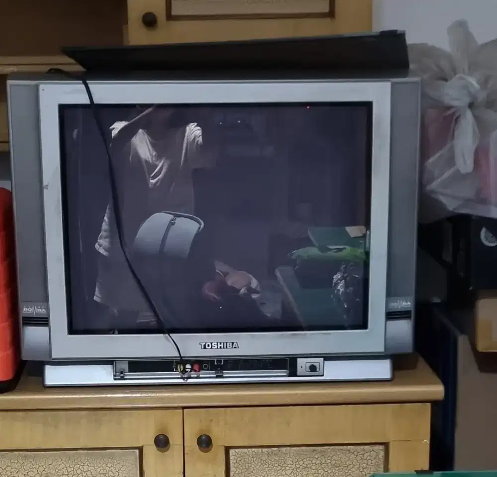 TV tabung TOSHIBA 29 inch layar flat