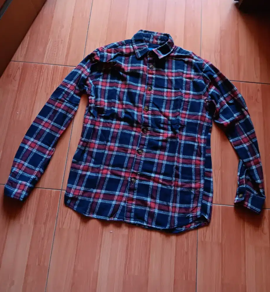 Kemeja flanel teanue de attire size s 100% original