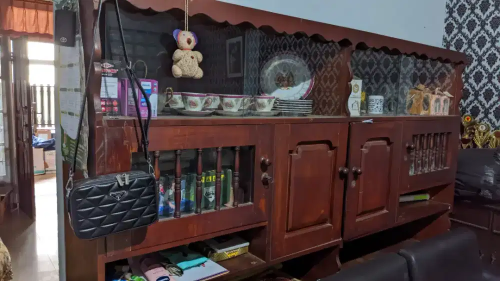 Bufet lemari kayu jati asli