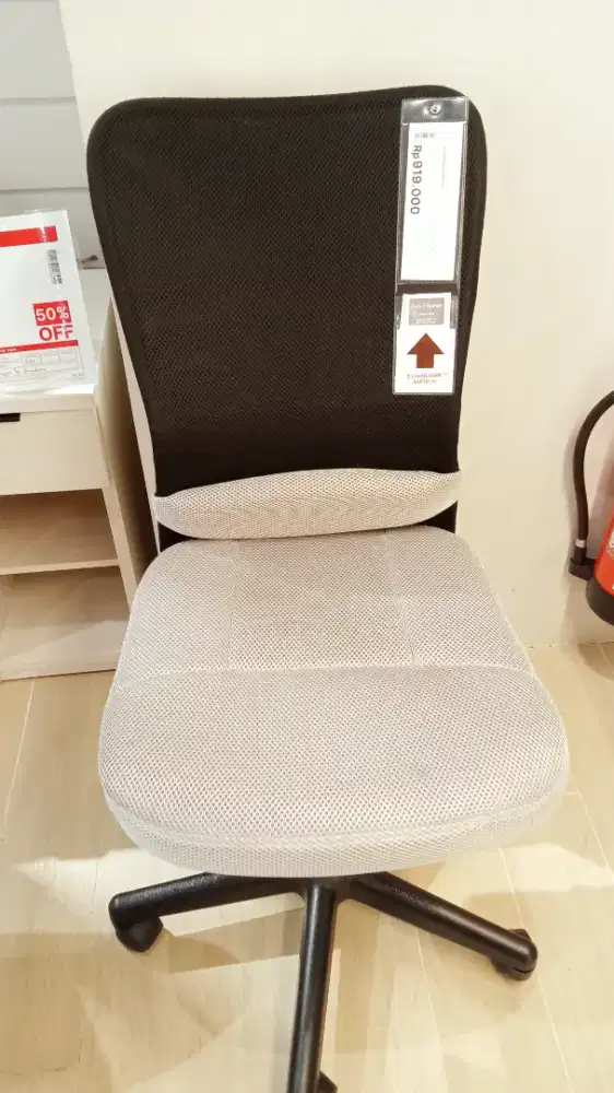 KURSI KERJA OC001 GY NITORI JAPAN