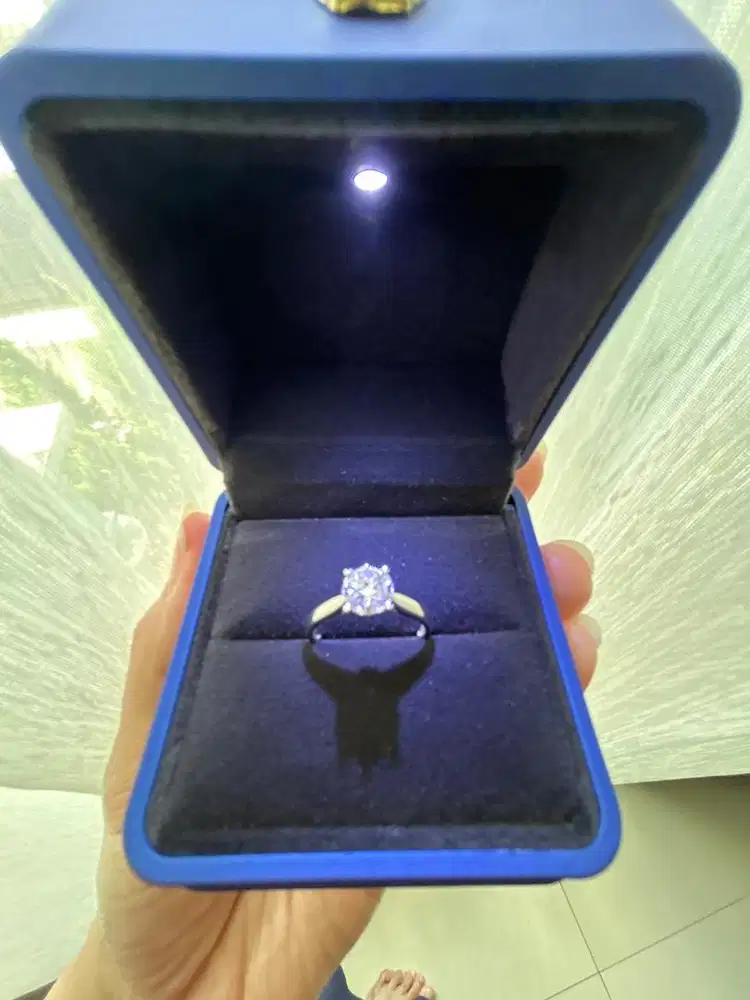Cincin Berlian Solid Solitaire + sertifikat GIA