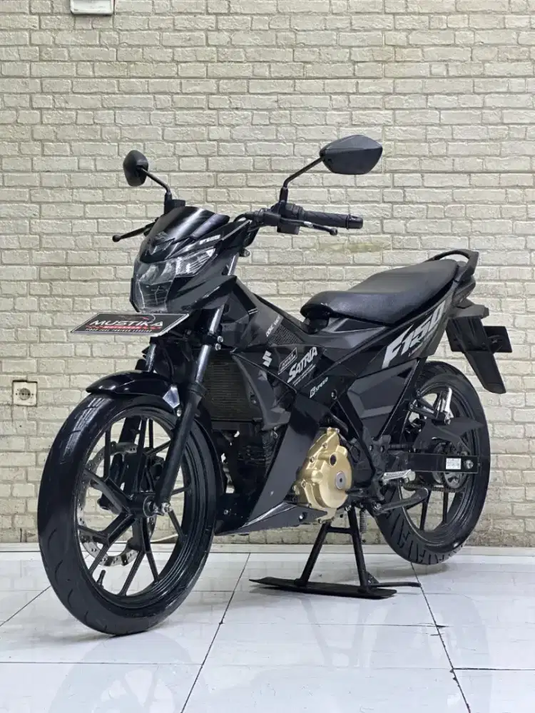 TERMURAH‼️ Suzuki Satria FU 150 FI 2018 black Favorit
 - Dava Mustika