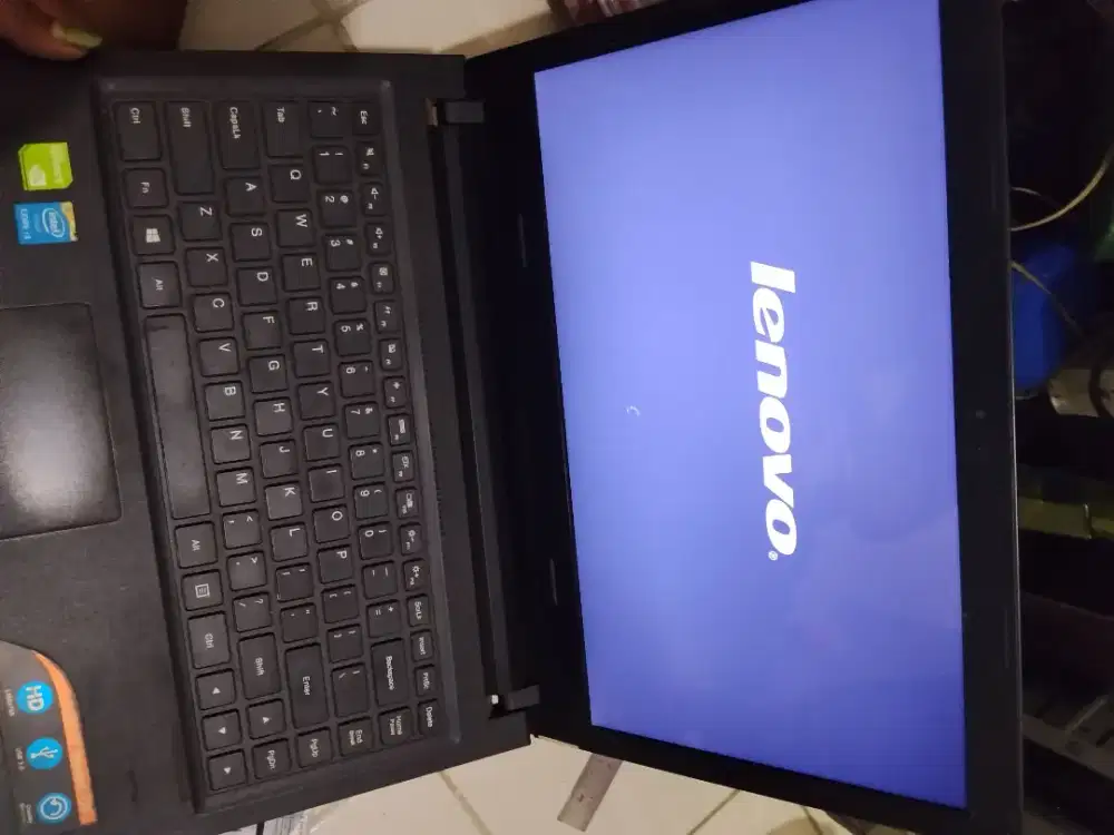 Laptop lenovo corei3