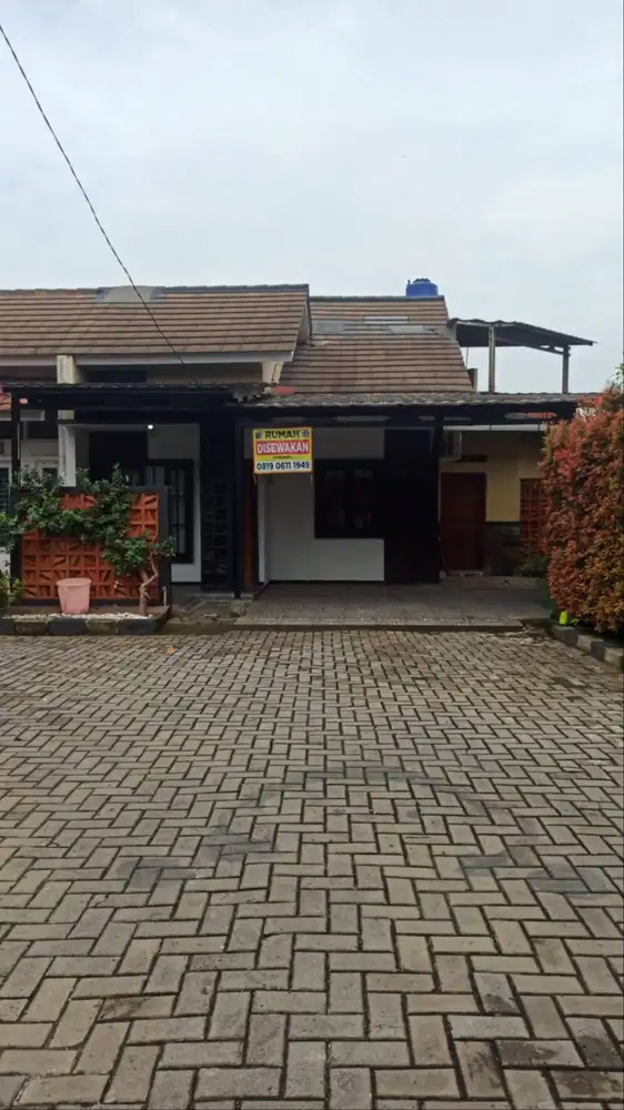 Disewakan Rumah di Villa Permata Hijau Cluster Jade