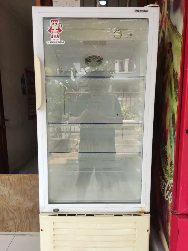 Dijual chiller sharp bekas masih berfungsi dengan baik