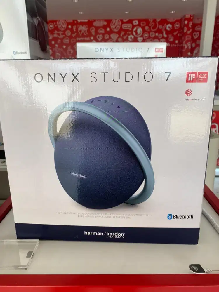 Onyx Studio 7 harman kardon