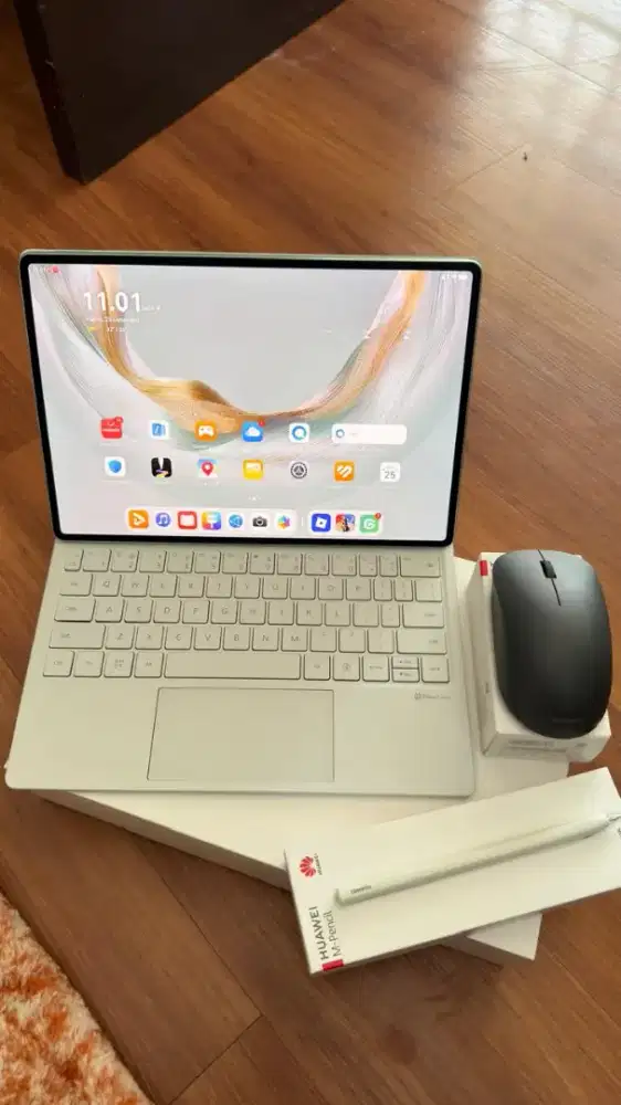 Huawei Matepad Pro 12 2 kondisi masih sangat mulus, garansi