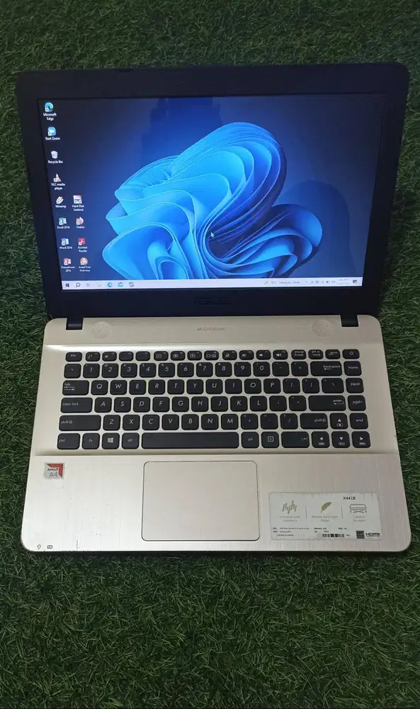 laptop 1 jutaan