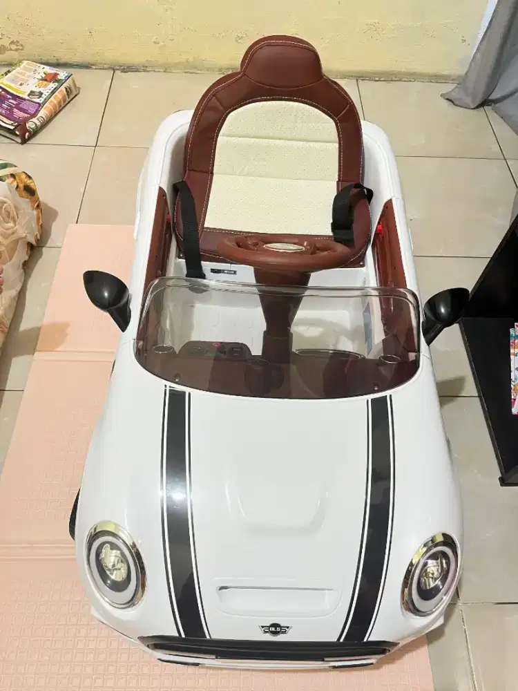 Mobil remot anak