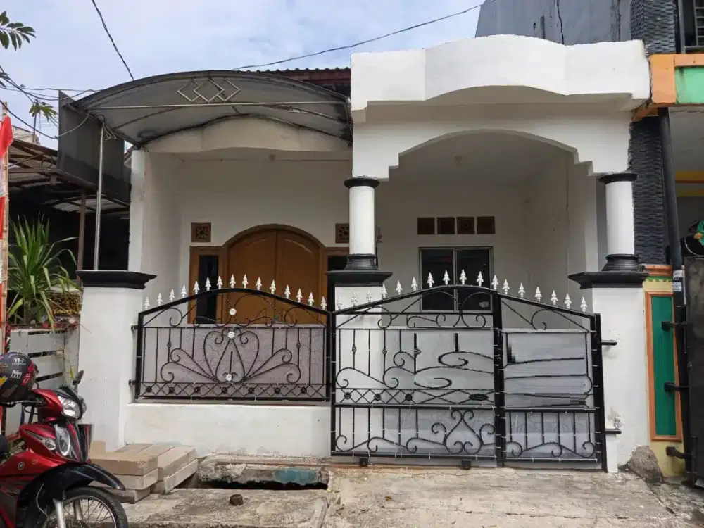 Dijual rumah pondok ungu sektor dekat kolam renang harumabay