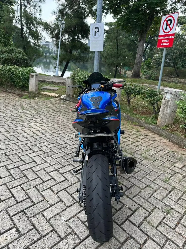 DIJUAL CEPAT MOTOR KAWASAKI ZX25R ABS SE