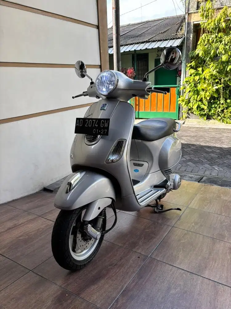Vespa Matic LX150 2v th2012
