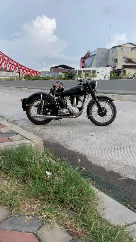 JUAL MOTOR BSA 1951 350 CC