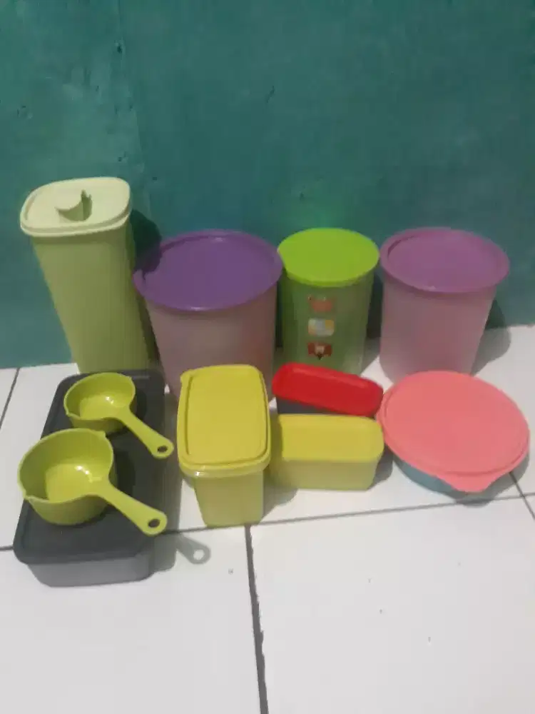 Dijual tempat makanan