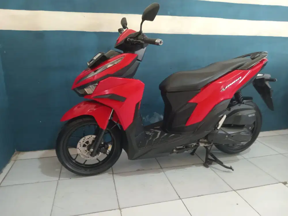 (1) di jual honda vario 125 cc 2022 gen 2 surat lengkap