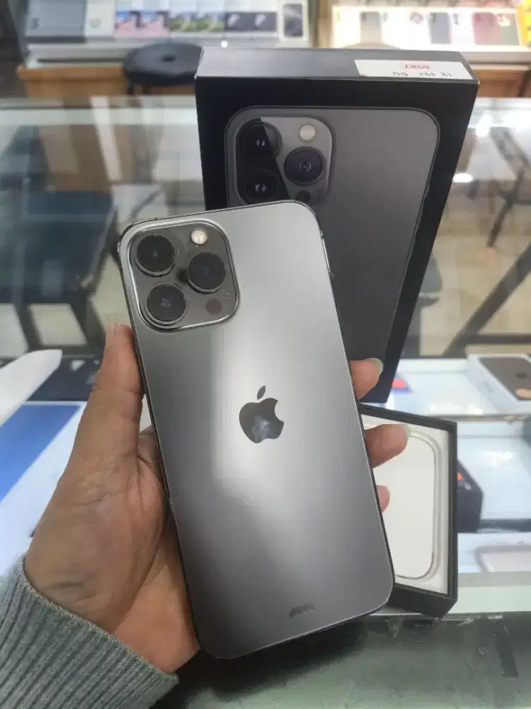 2nd IPhone 13 Pro Max 512GB Graphite Ex Garansi Resmi Top Murah