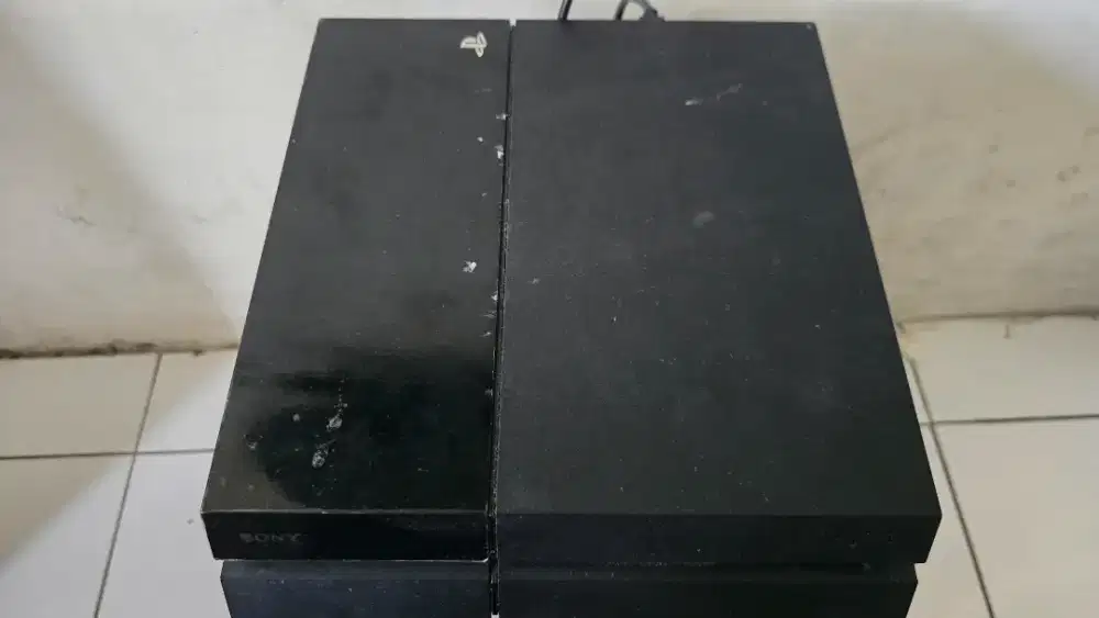 PS 4 , dijual cepat