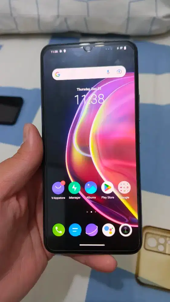 Vivo v 21 5g 8+4gb /128gb