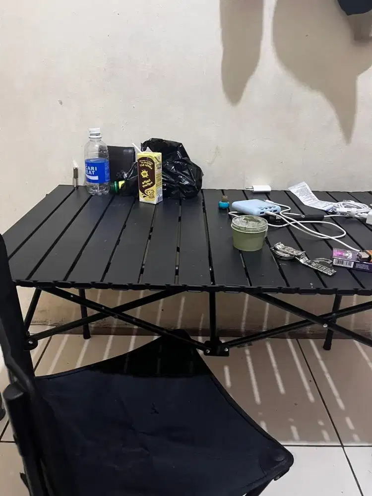 Jual meja camping dan kursi 1  hitam