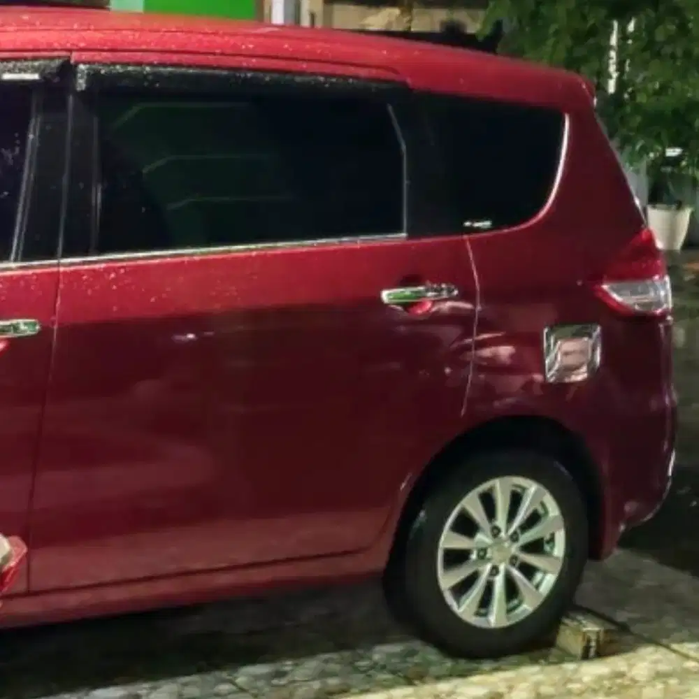 Suzuki Ertiga 2012 Bensin