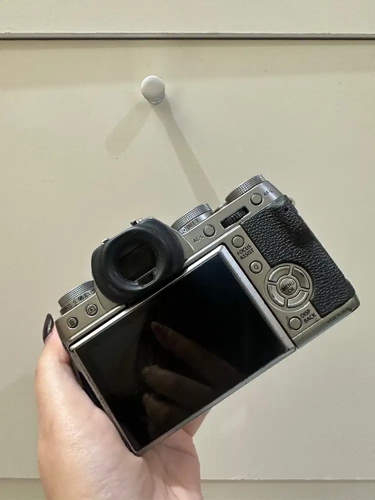 Fujifilm X-T1 Body Only - Mirrorless Klasik, Siap Pakai!