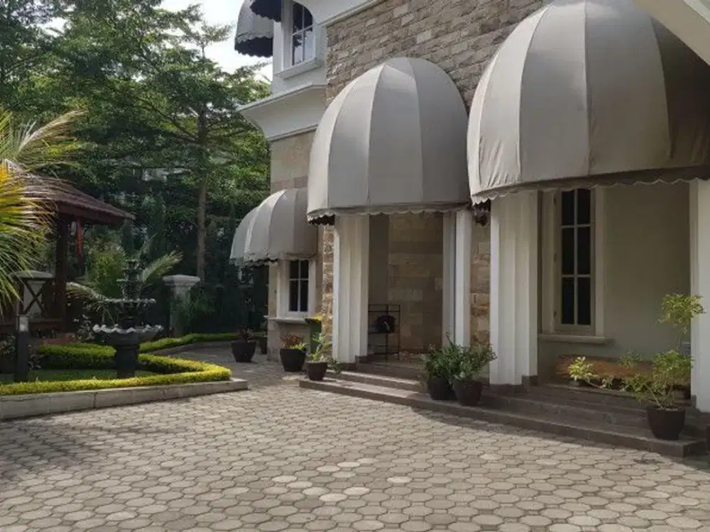 B U T U H  C E P A T !!! Rumah Mewah Di antapani tanjungsari asri cluster one gate system bandung